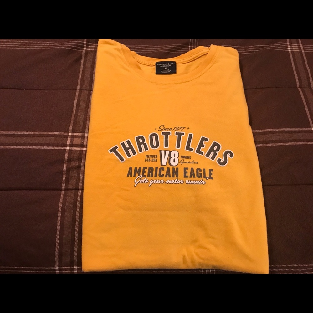 XL American Eagle T-shirt